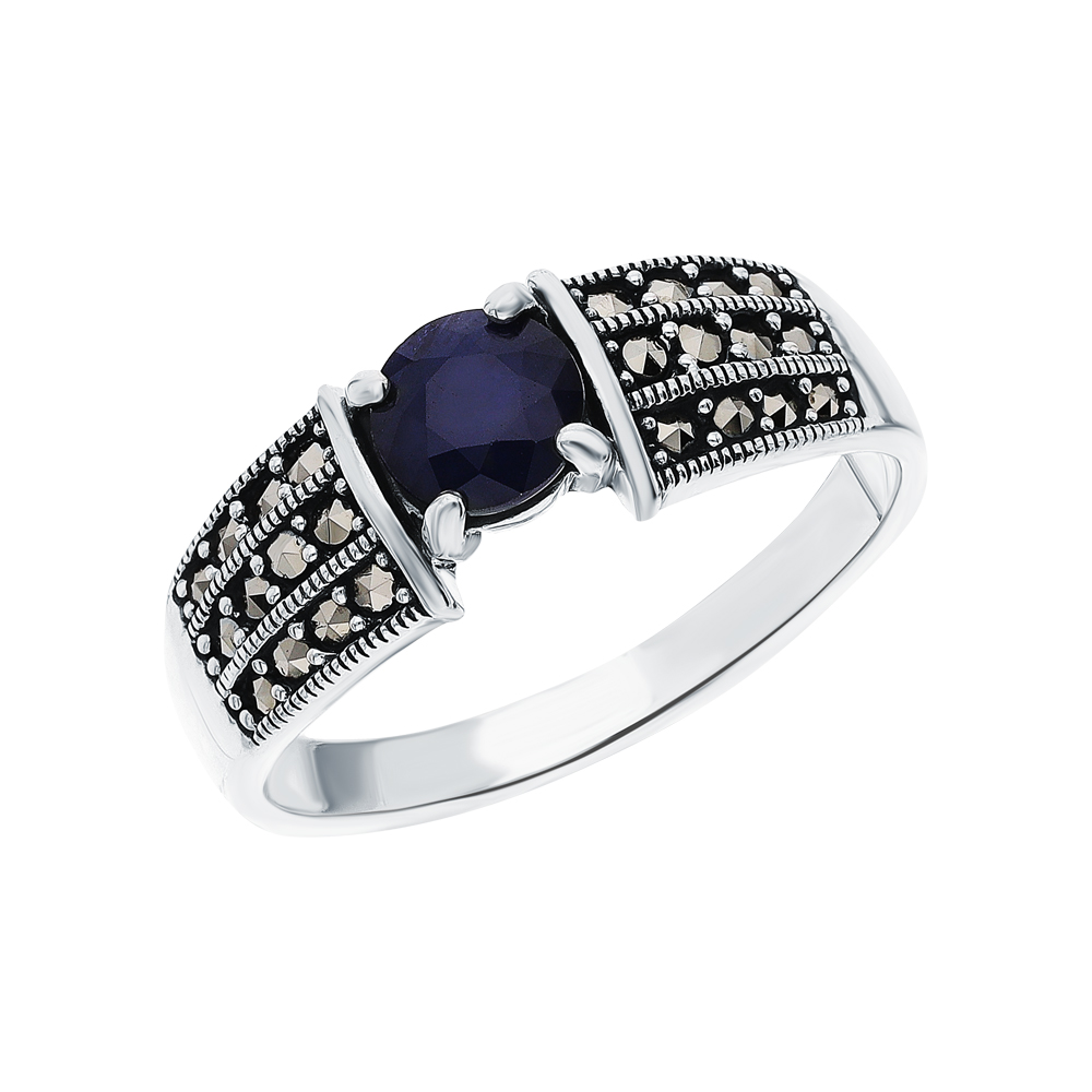 Фото «Серебряное кольцо с корундом и марказитами swarovski»