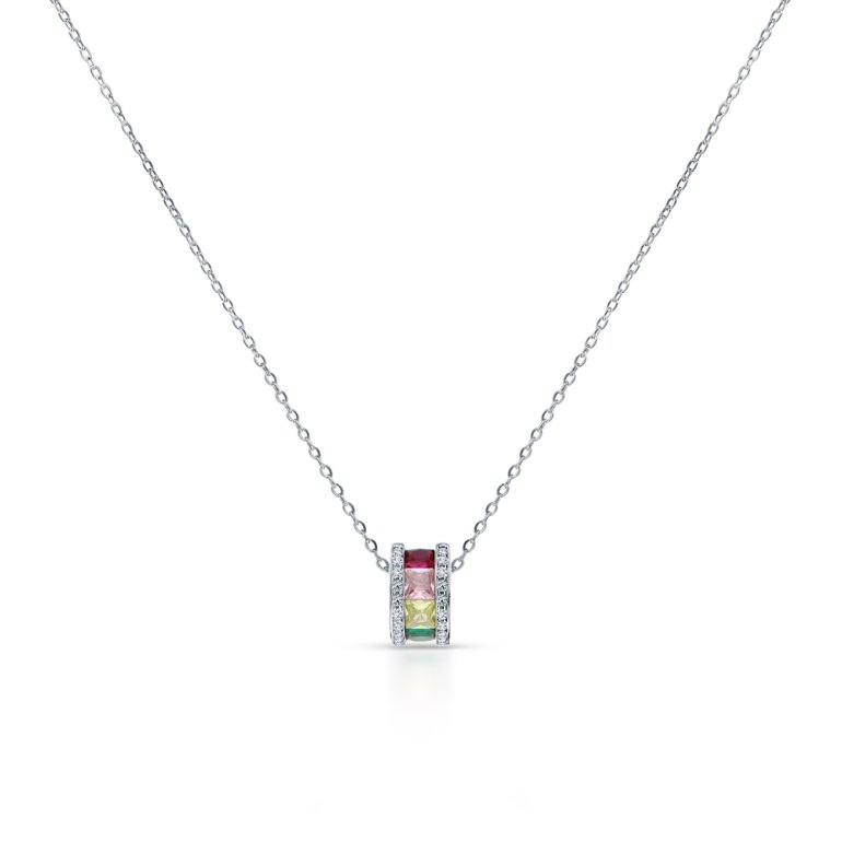Серебряное шейное украшение с фианитами и корундом